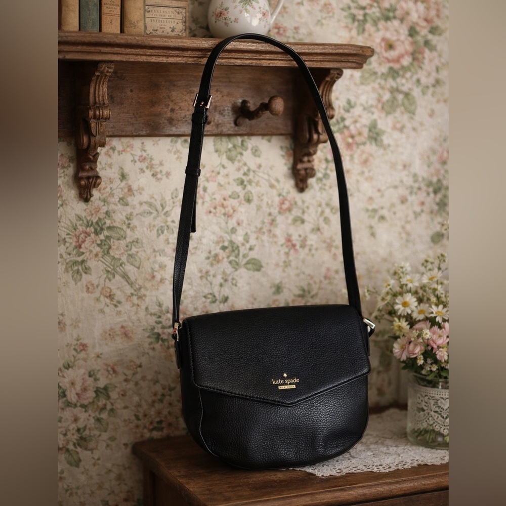 Kate Spade Spencer Court Lavinia Black Leather Crossbody Bag